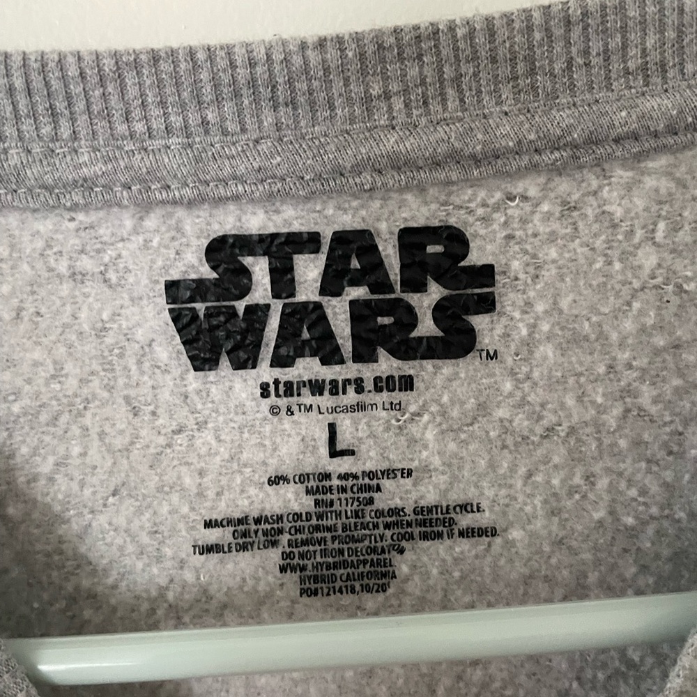 EUC Princess Leia Rebel sweatshirt - Picture 5 of 10